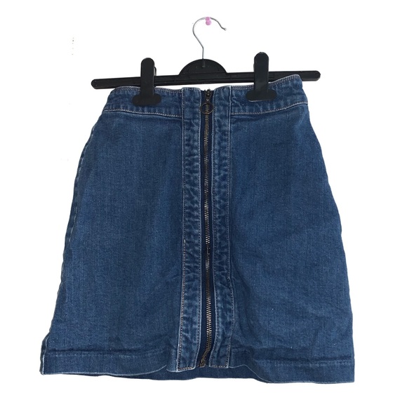 H&M Front Zip Denim Skirt - Picture 2 of 3